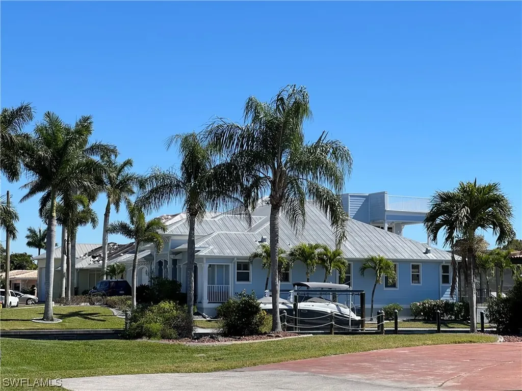 5235 SW 3rd Avenue Cape Coral FL 33914