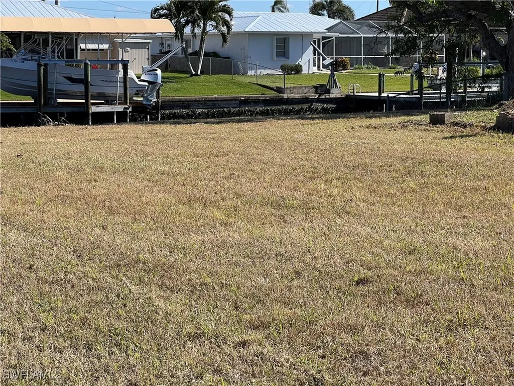 5235 SW 3rd Avenue Cape Coral FL 33914