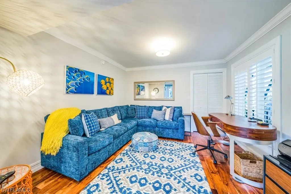 104 Clubhouse Drive Naples FL 34105