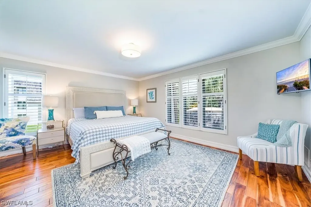 104 Clubhouse Drive Naples FL 34105