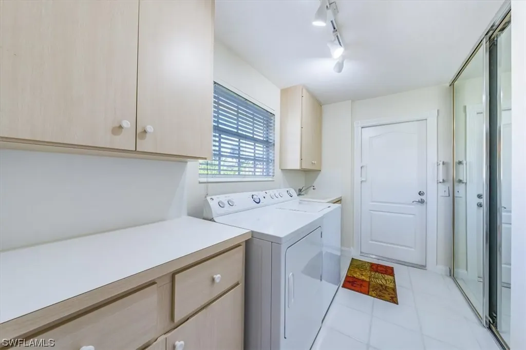 3159 Andorra Court Naples FL 34109