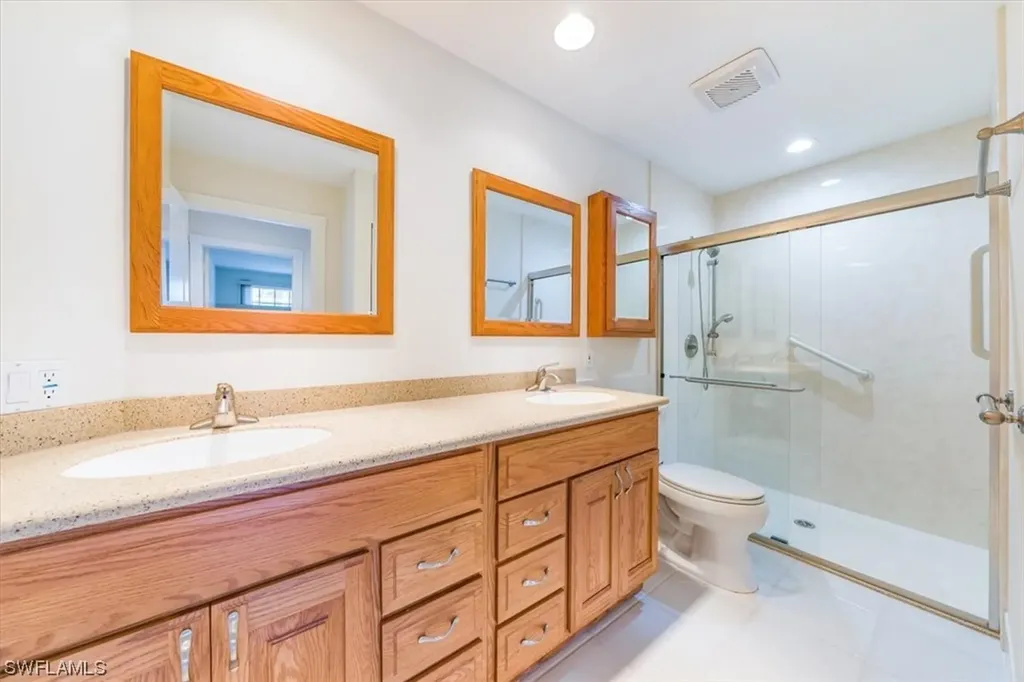 3159 Andorra Court Naples FL 34109