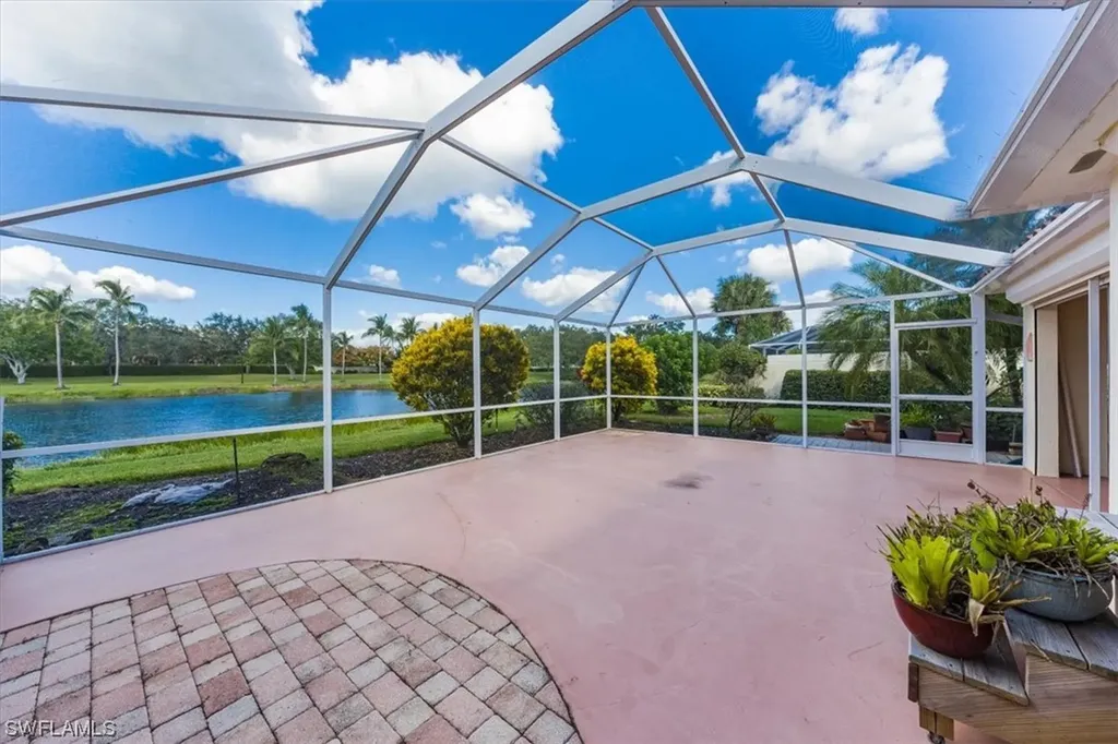 3159 Andorra Court Naples FL 34109