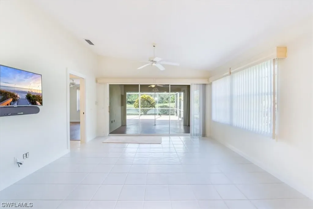 3159 Andorra Court Naples FL 34109