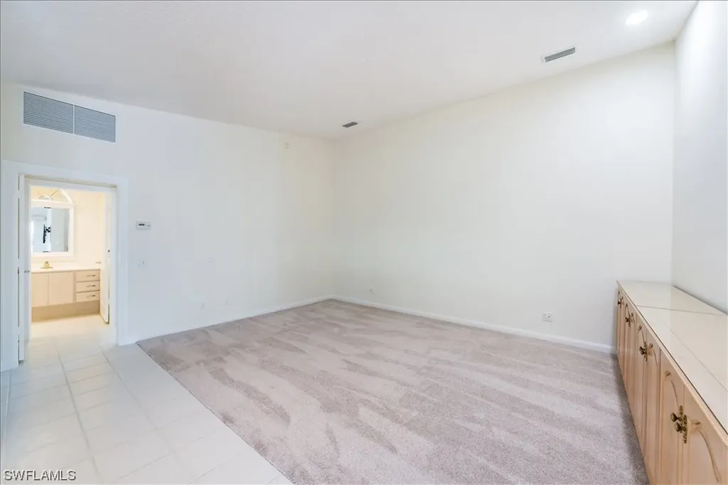 3159 Andorra Court Naples FL 34109