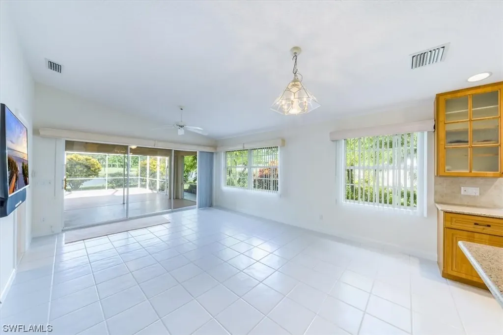 3159 Andorra Court Naples FL 34109