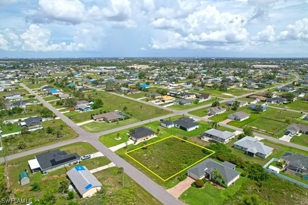 406 NW 5th Street Cape Coral FL 33993