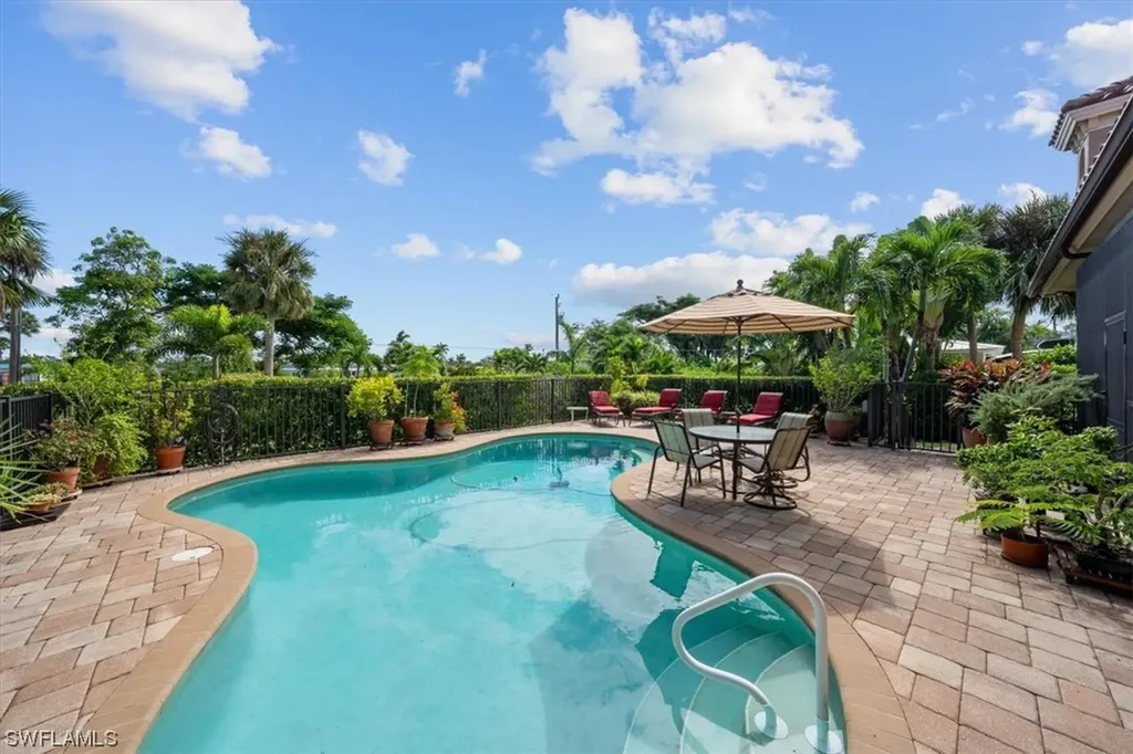 15401 River By Road Fort Myers FL 33908