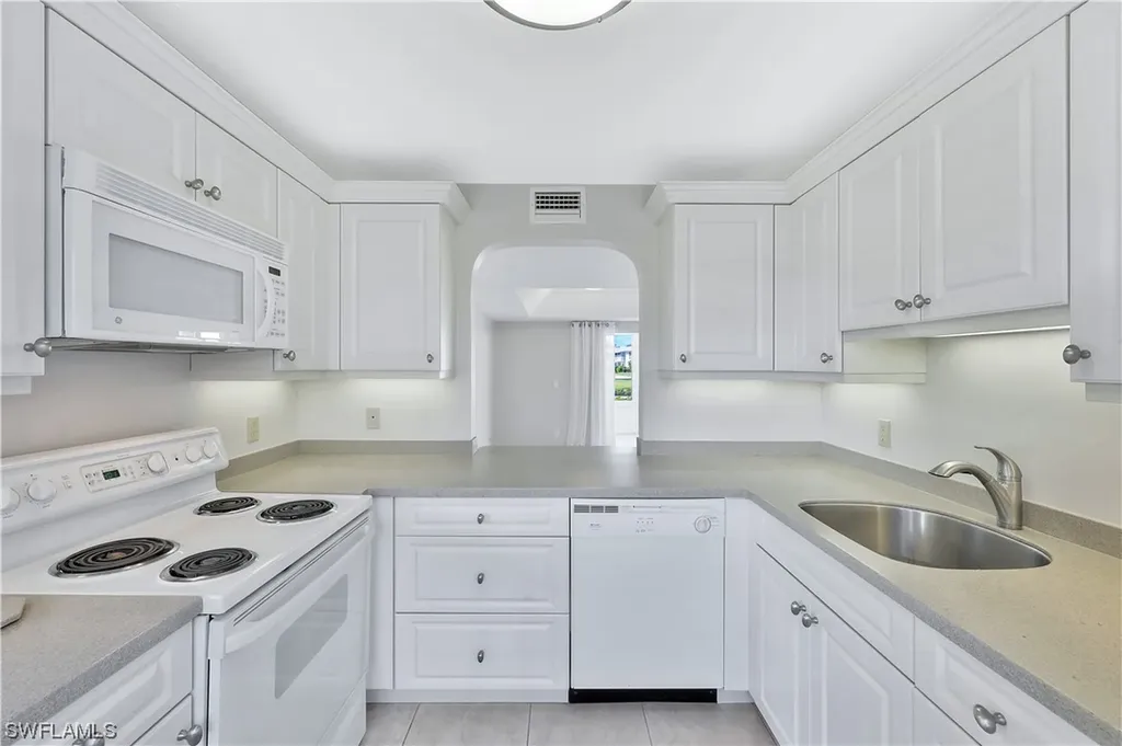141 Lollypop Lane Naples FL 34112