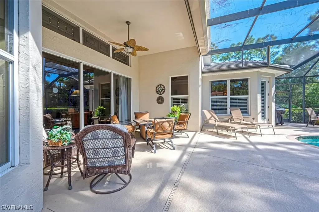 4723 Cerromar Drive Naples FL 34112