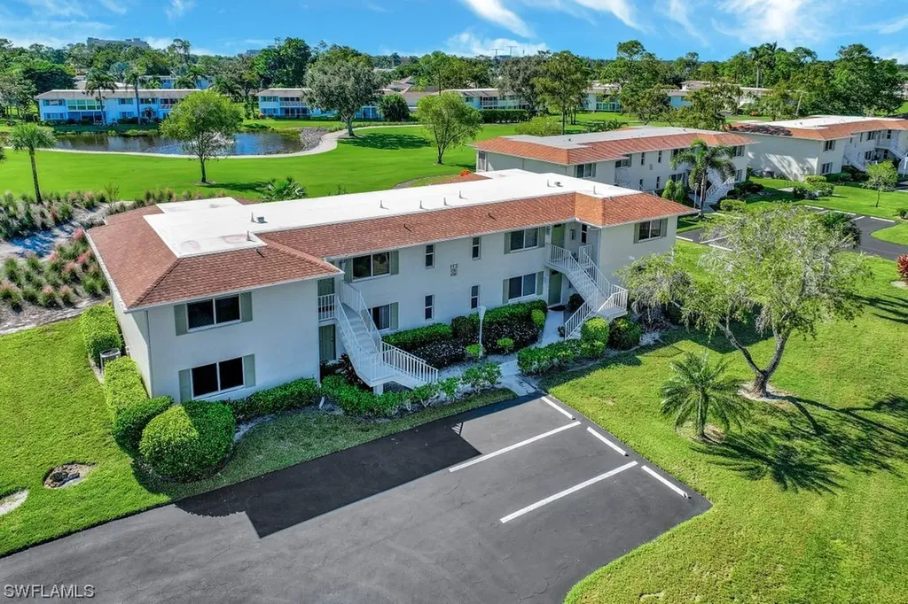 681 Teryl Road Naples FL 34112