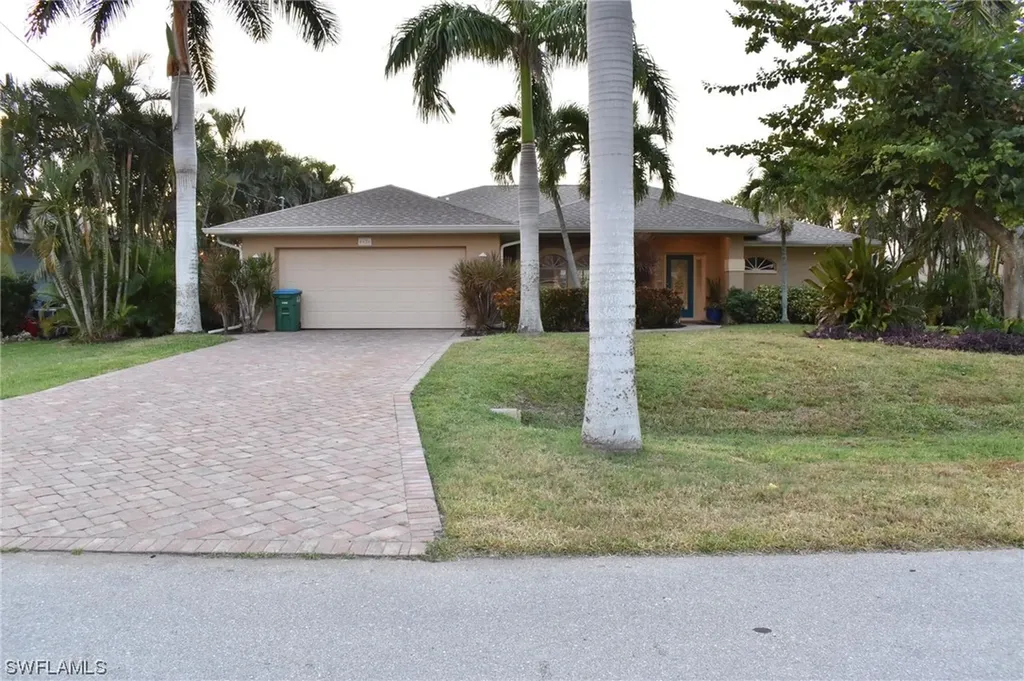 4626 SW 23rd Avenue Cape Coral FL 33914