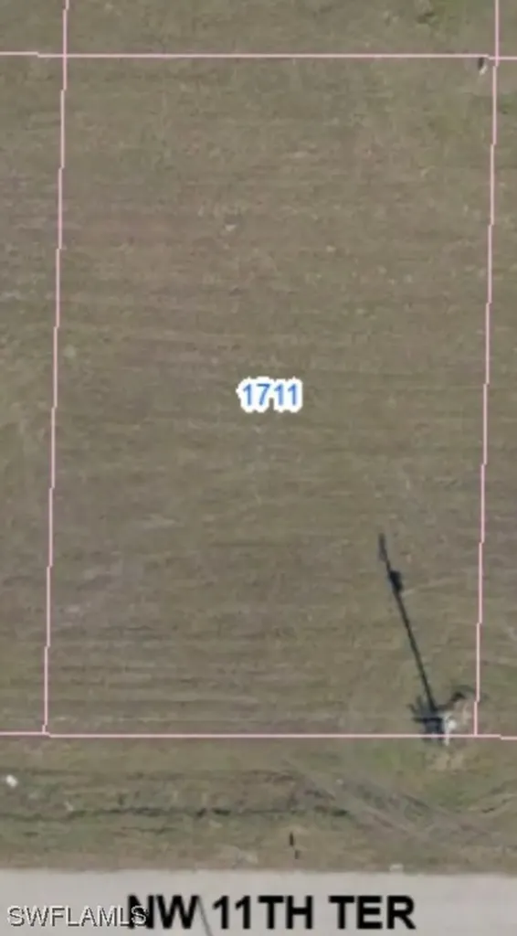 1711 NW 11th Terrace Cape Coral FL 33993