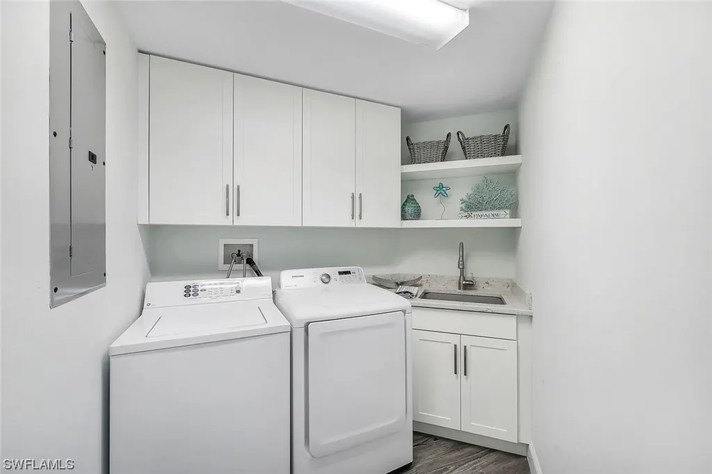 325 Dunes Boulevard Naples FL 34110