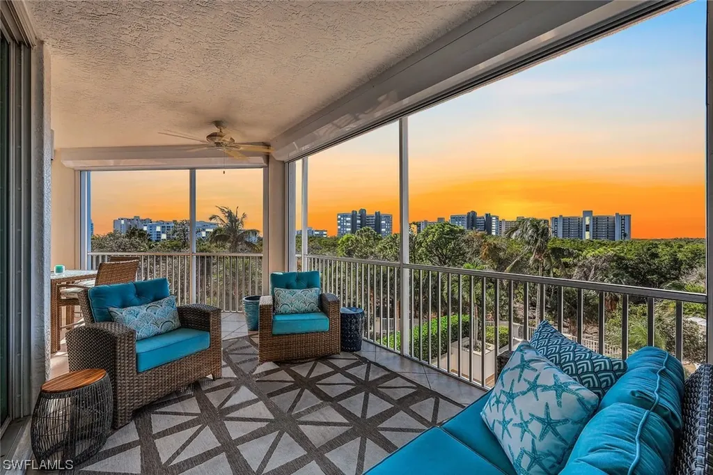 325 Dunes Boulevard Naples FL 34110