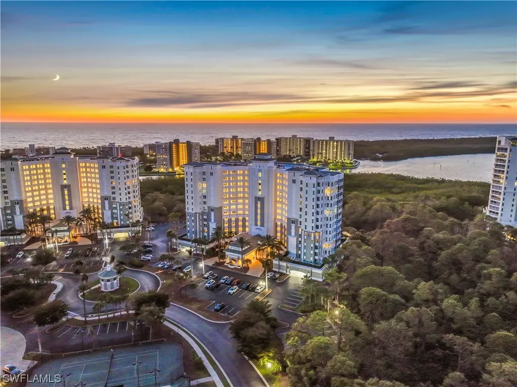 325 Dunes Boulevard Naples FL 34110