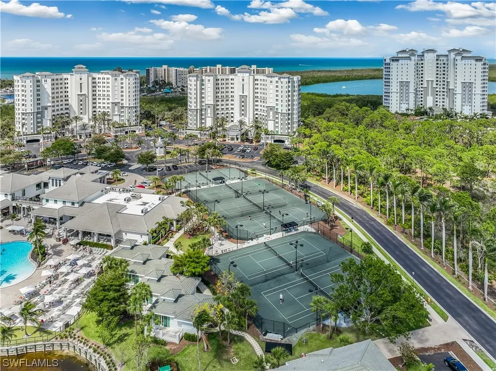 325 Dunes Boulevard Naples FL 34110
