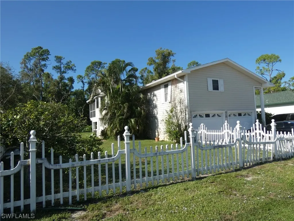 8112 Cypress Drive N Fort Myers FL 33967