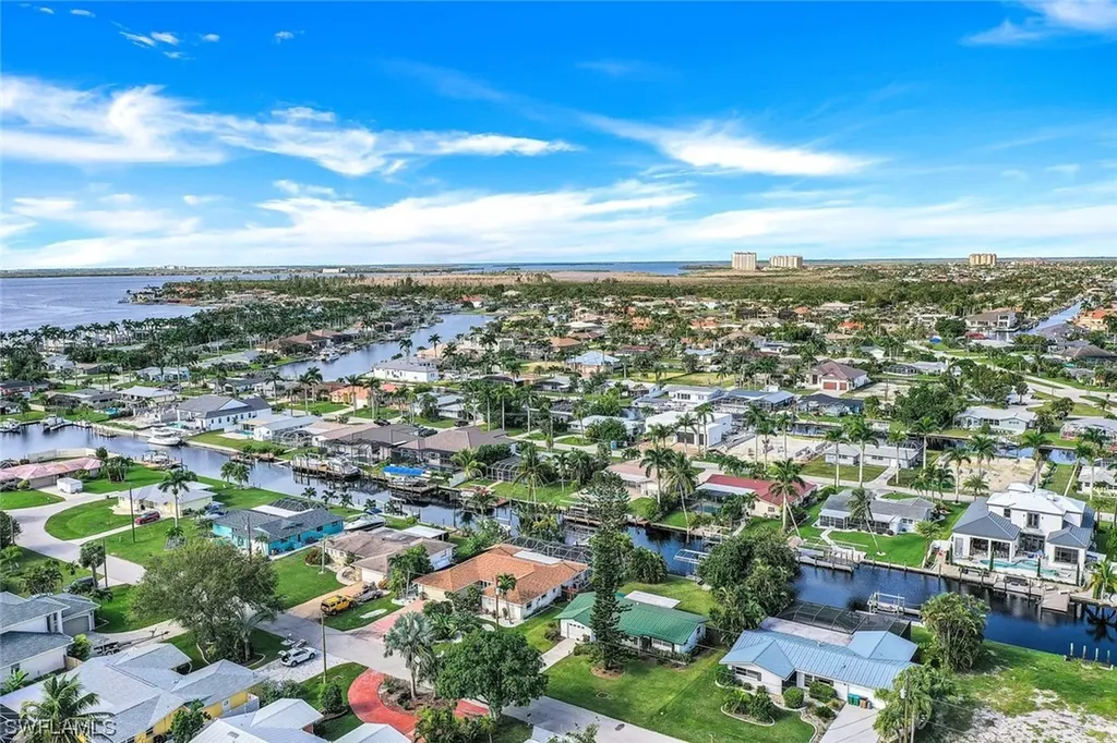 5330 Cocoa Court Cape Coral FL 33904