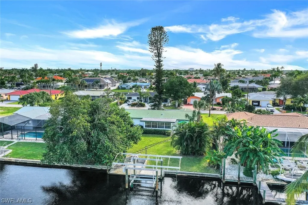 5330 Cocoa Court Cape Coral FL 33904
