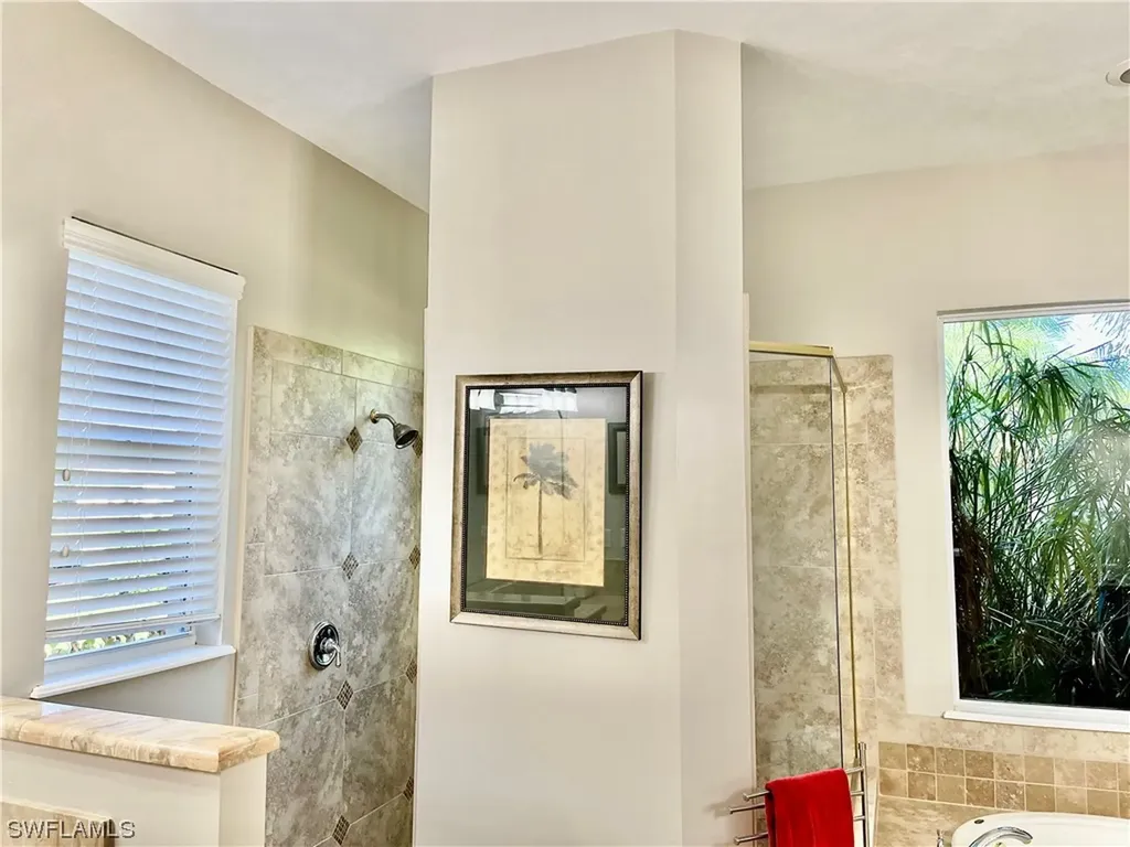7630 Palmer Court Naples FL 34113