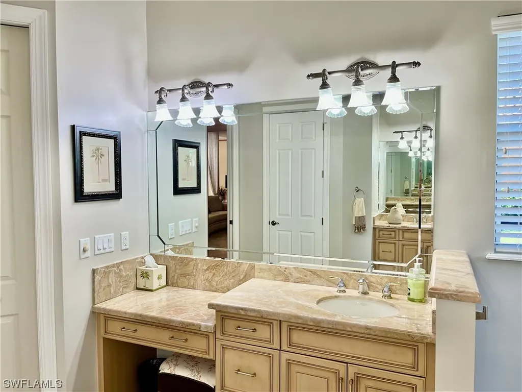 7630 Palmer Court Naples FL 34113