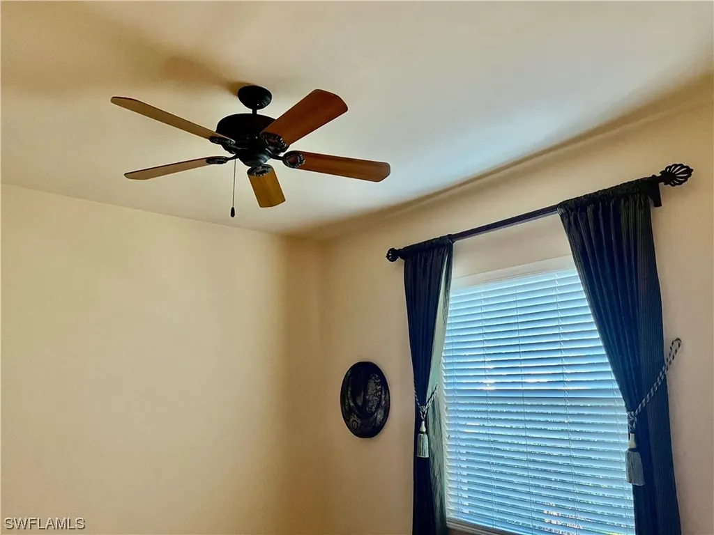 7630 Palmer Court Naples FL 34113