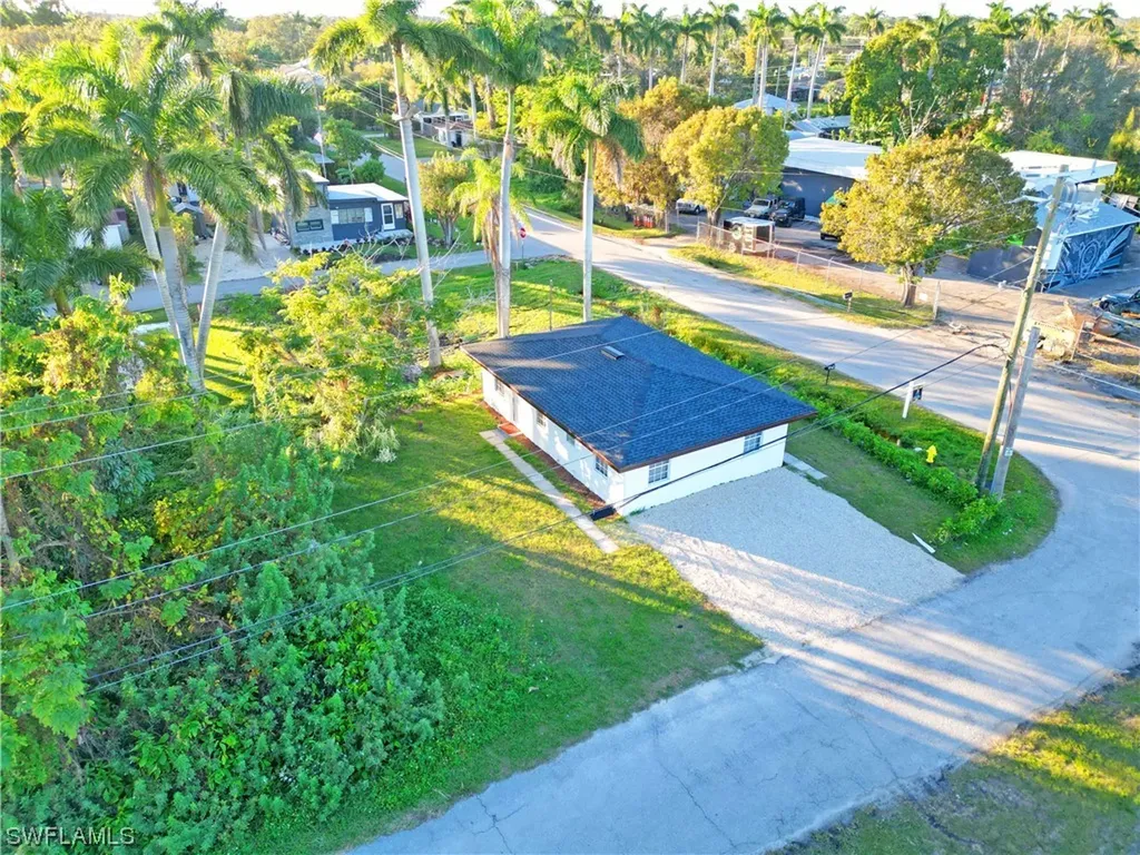 21 Cabana Avenue North Fort Myers FL 33903