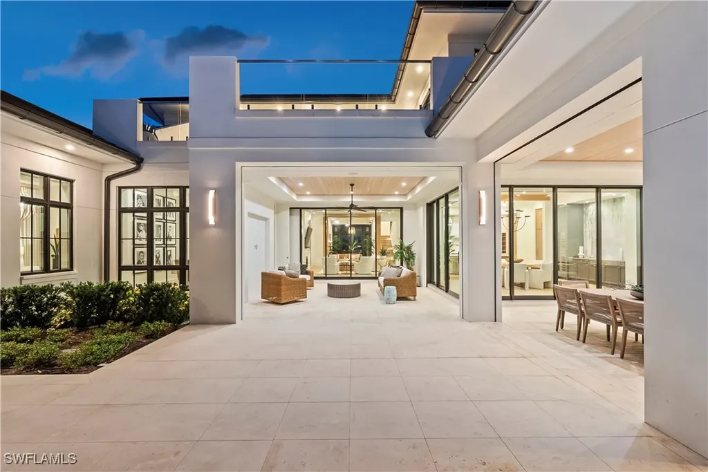 626 S Golf Drive Naples FL 34102