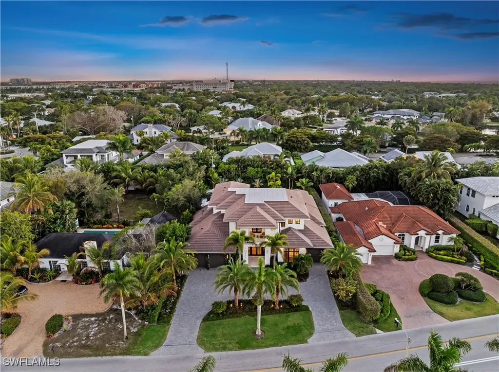 626 S Golf Drive Naples FL 34102