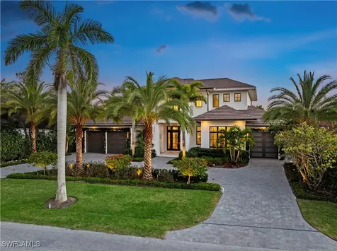 626 S Golf Drive Naples FL 34102