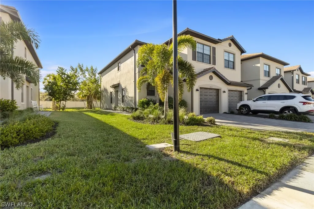 14121 Pine Lodge Lane Fort Myers FL 33913