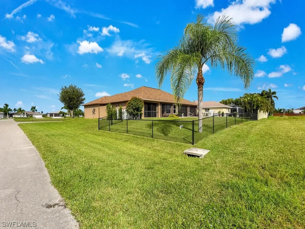 1001 NW 37th Avenue Cape Coral FL 33993