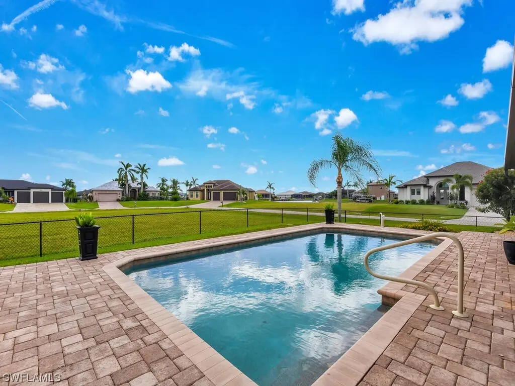 1001 NW 37th Avenue Cape Coral FL 33993