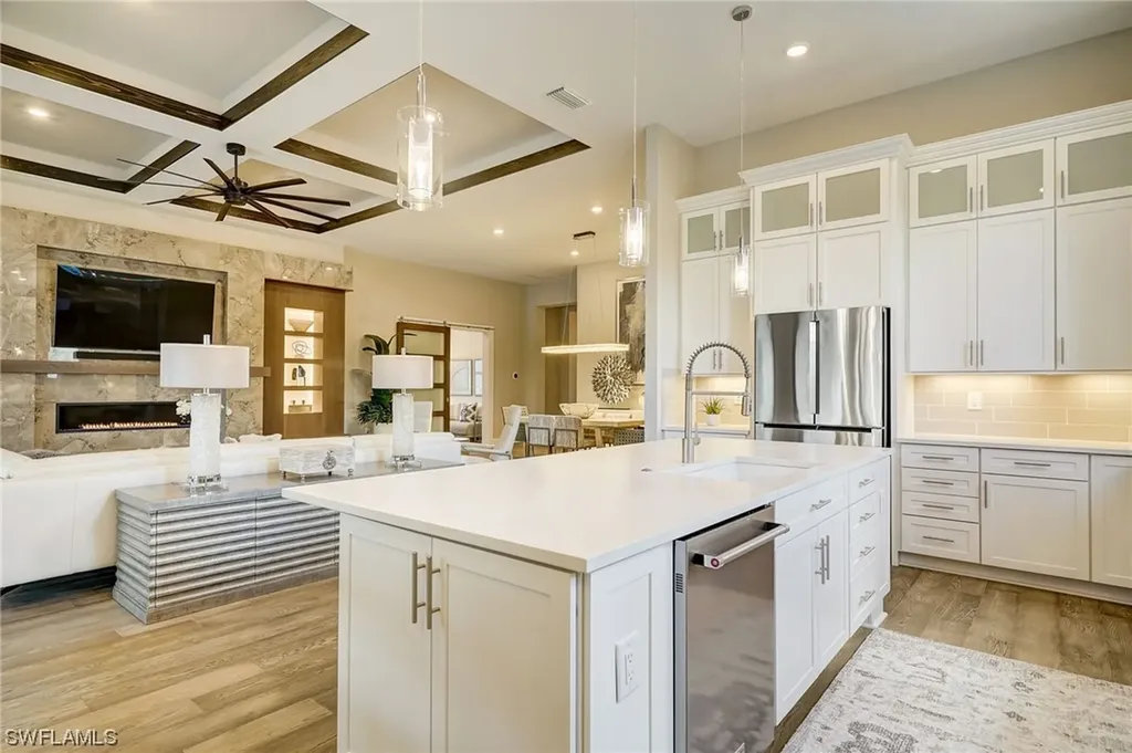 8930 Bahama Swallow Way Naples FL 34120