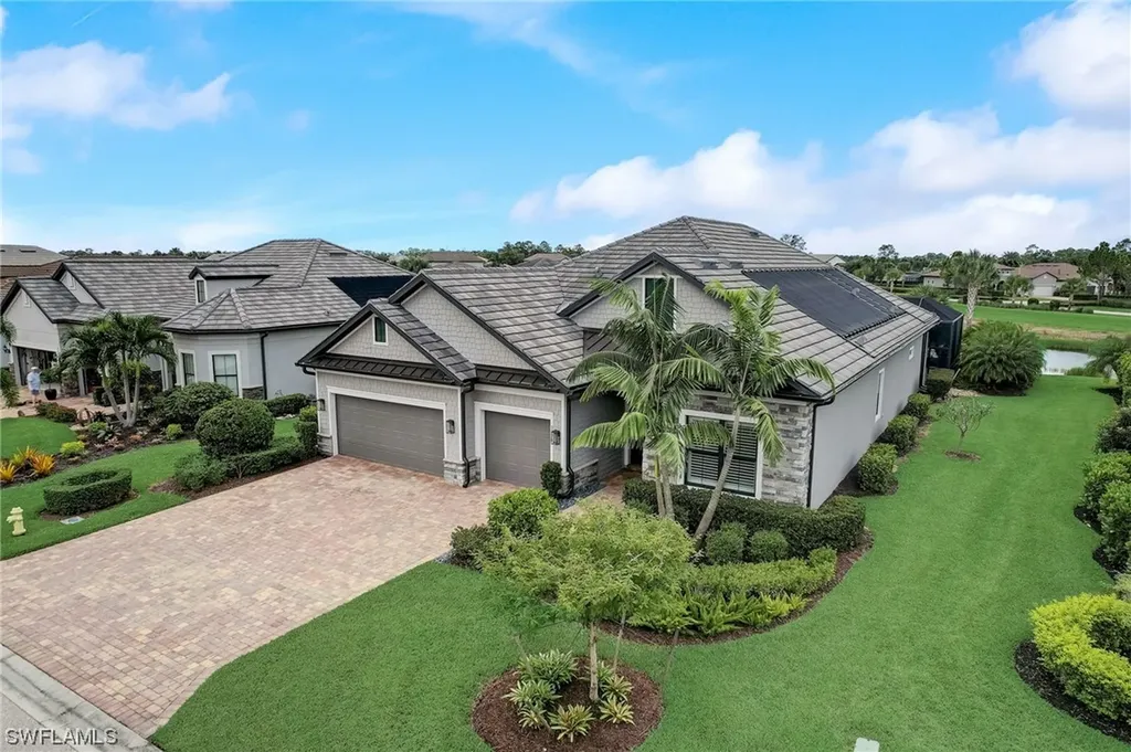 8930 Bahama Swallow Way Naples FL 34120