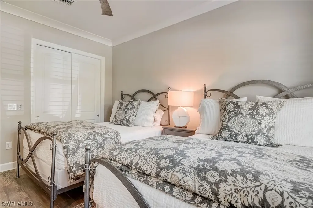 8930 Bahama Swallow Way Naples FL 34120