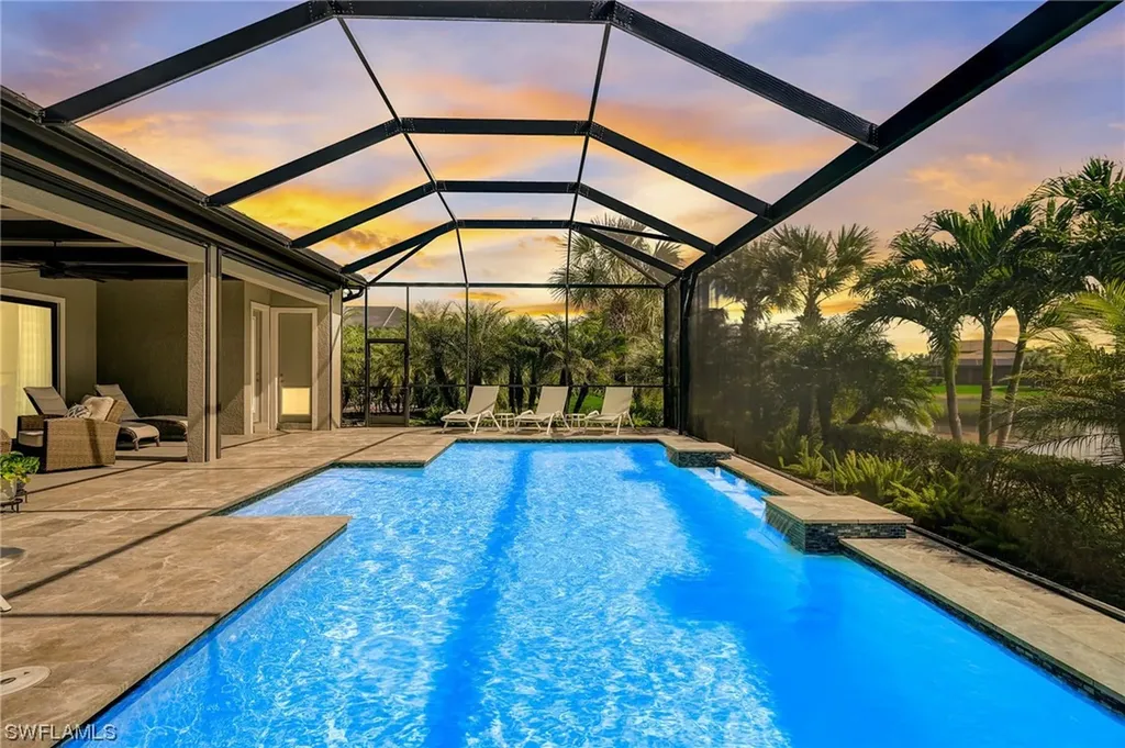 8930 Bahama Swallow Way Naples FL 34120