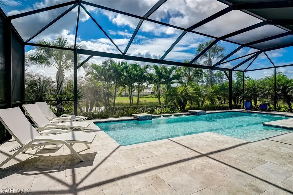 8930 Bahama Swallow Way Naples FL 34120