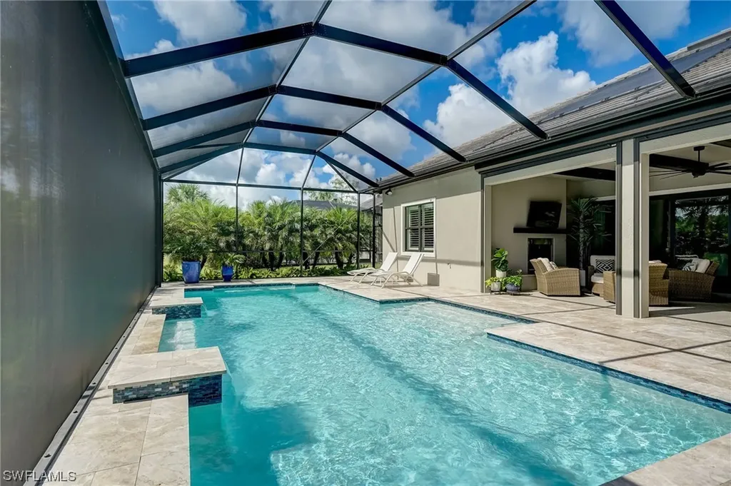 8930 Bahama Swallow Way Naples FL 34120