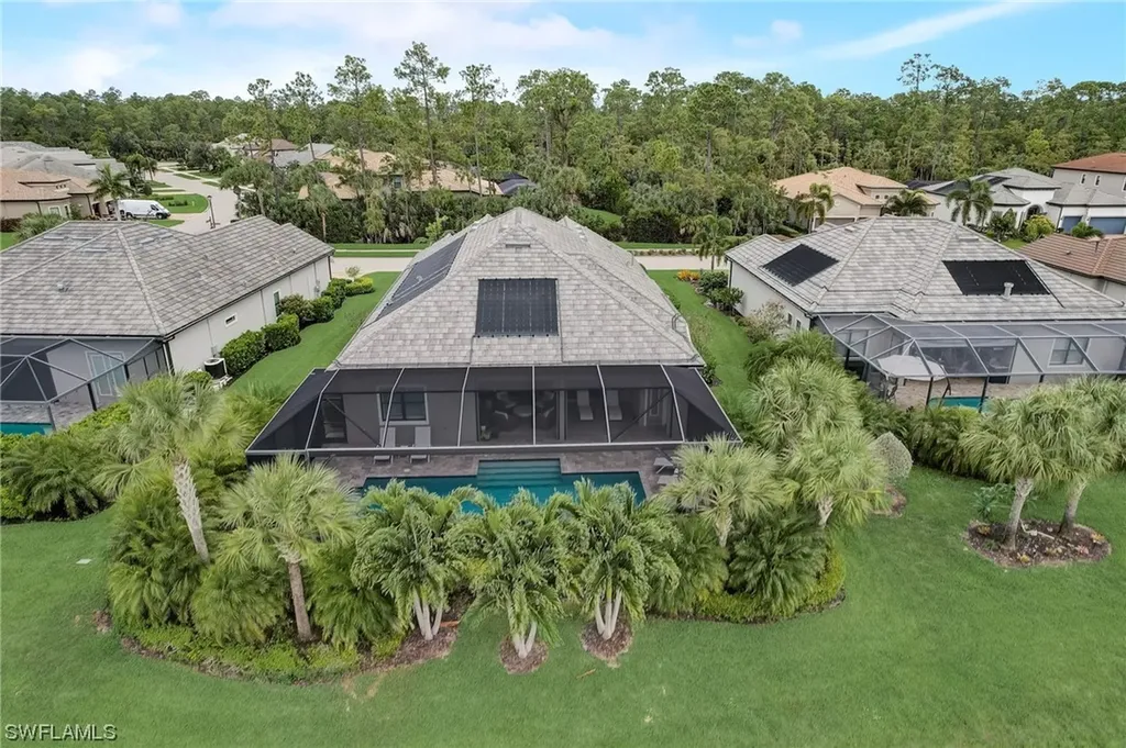8930 Bahama Swallow Way Naples FL 34120