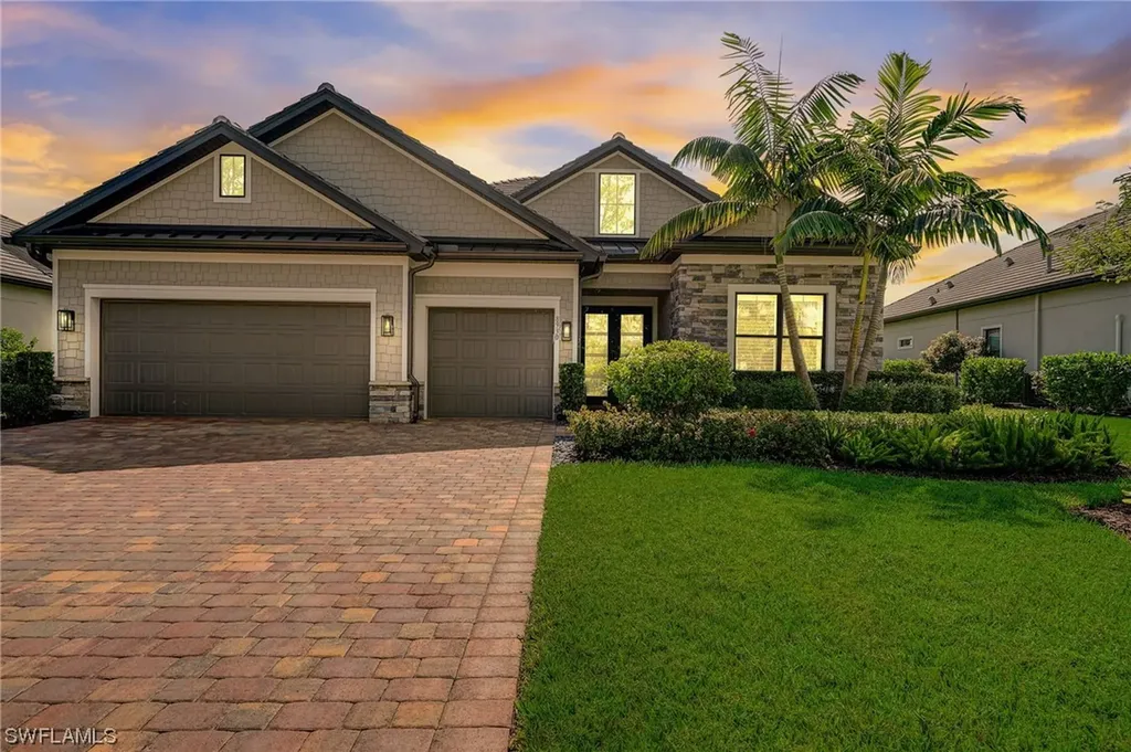 8930 Bahama Swallow Way Naples FL 34120