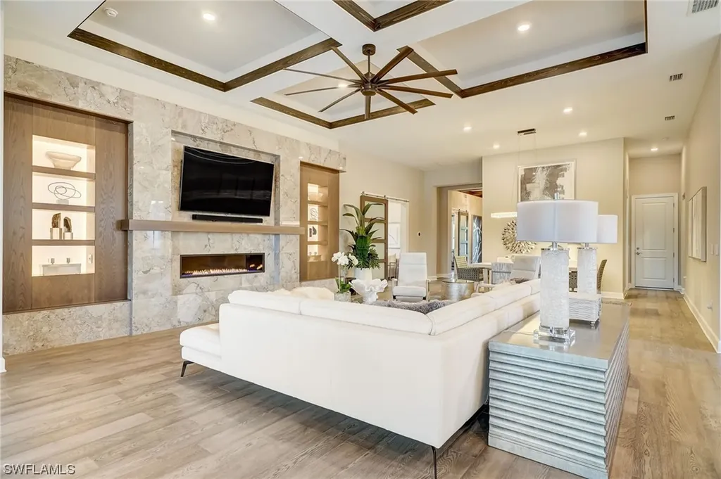 8930 Bahama Swallow Way Naples FL 34120