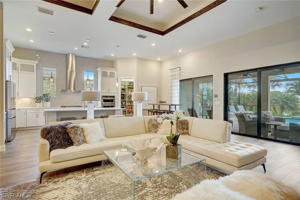 8930 Bahama Swallow Way Naples FL 34120