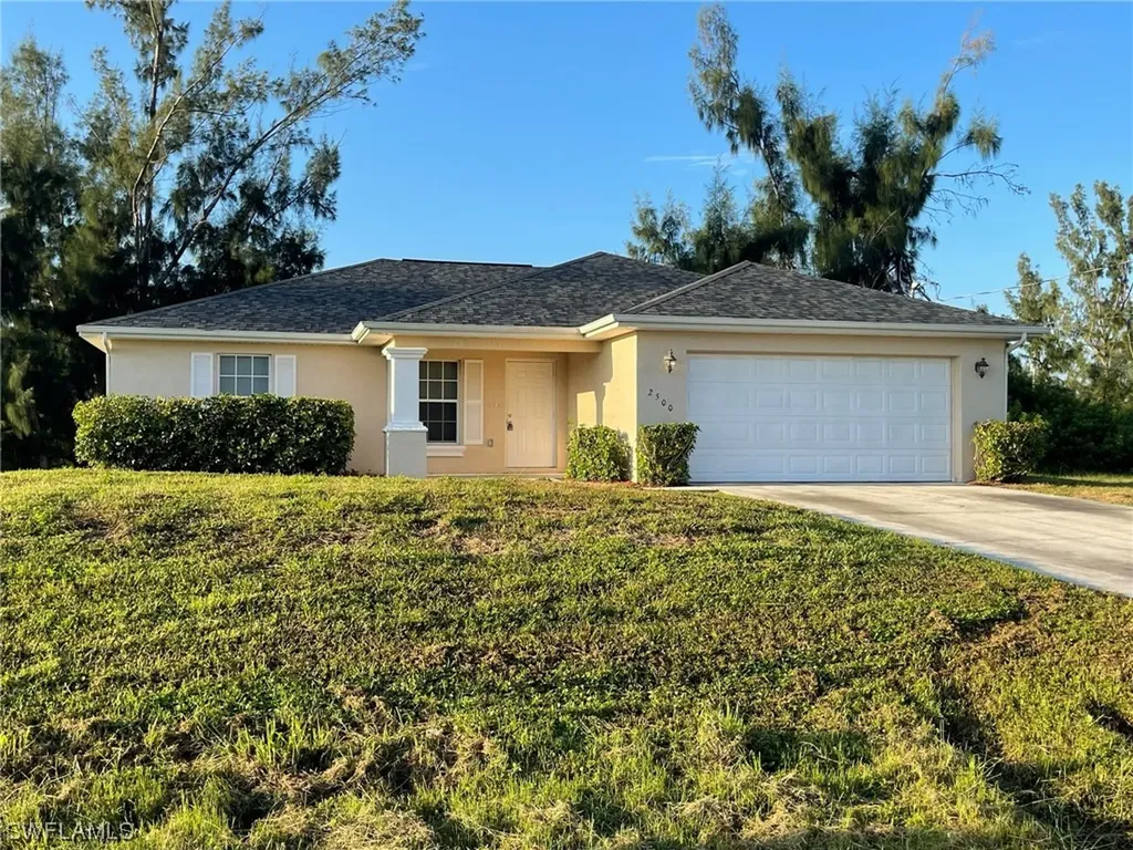 2500 NW 12th Street Cape Coral FL 33993