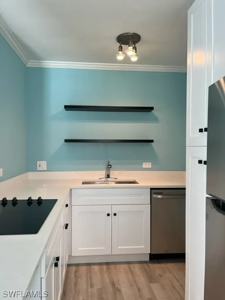 473 12th Avenue S Naples FL 34102