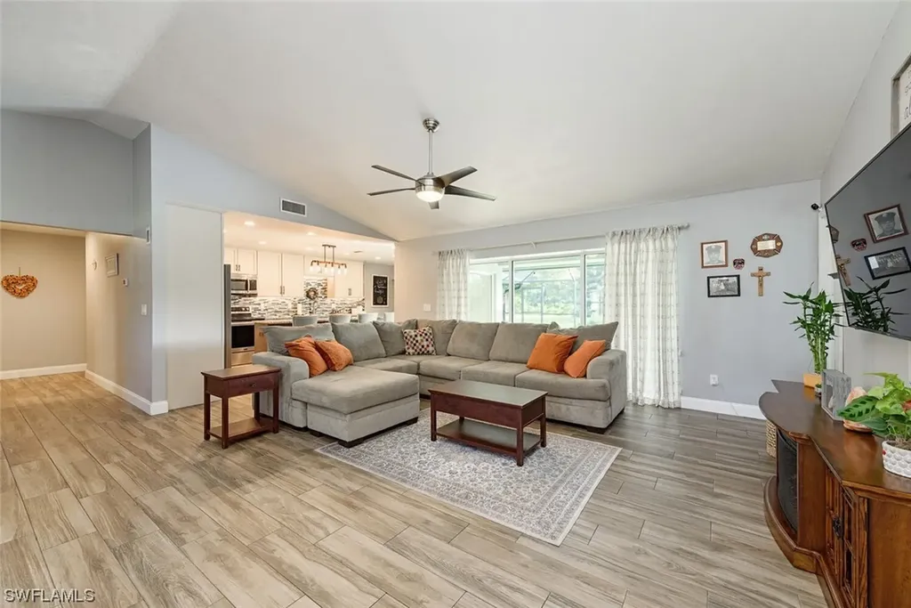 1931 Countess Court Naples FL 34110
