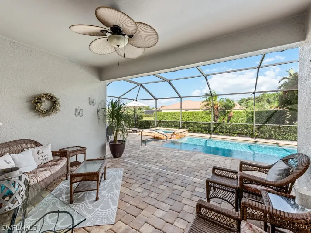 8050 Princeton Drive Naples FL 34104