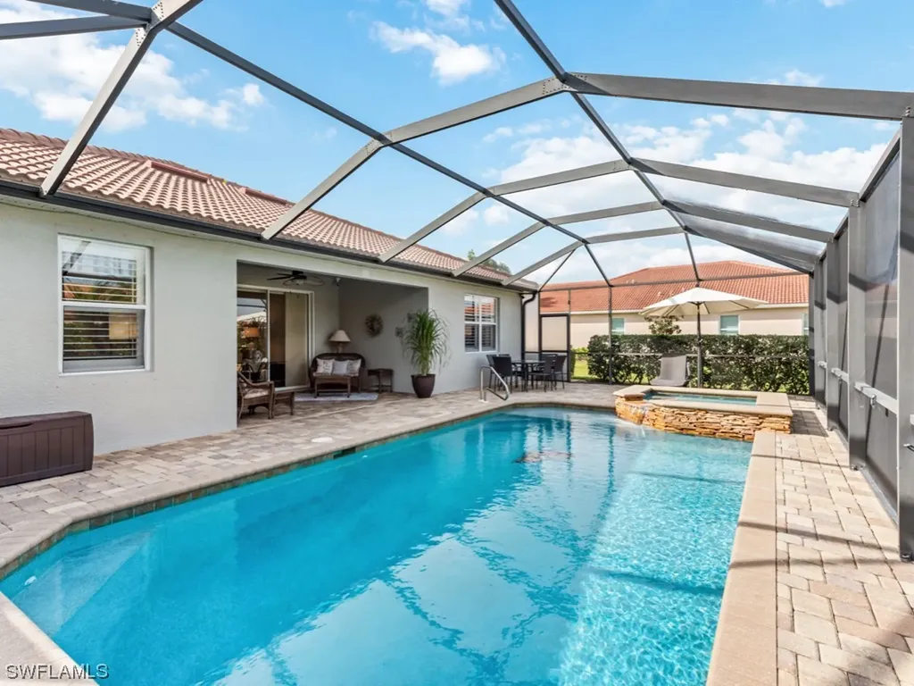 8050 Princeton Drive Naples FL 34104