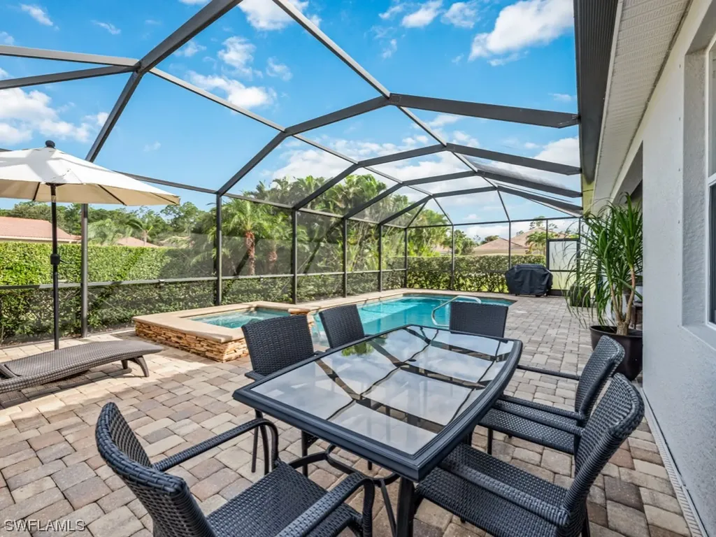 8050 Princeton Drive Naples FL 34104